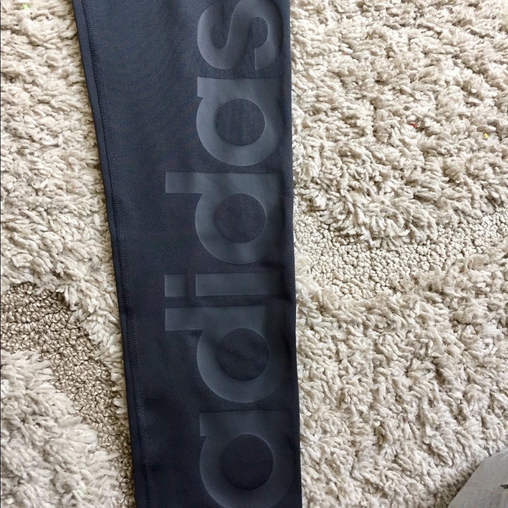 Adidas - Picture 2 of 4